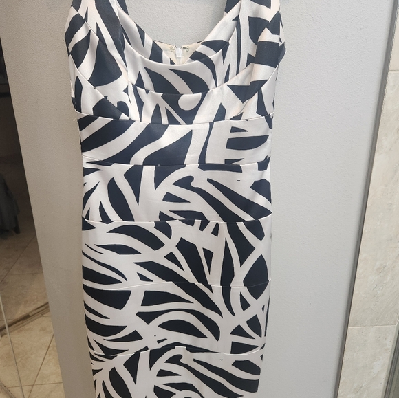 Black and white size 00 - Picture 4 of 5